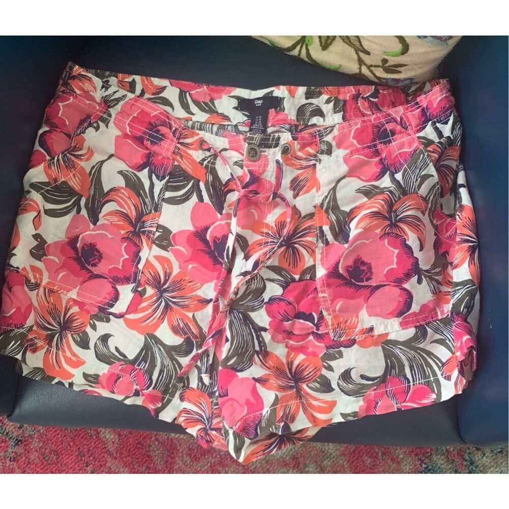 Gap Women's Linen-Cotton Shorts Coral Color
